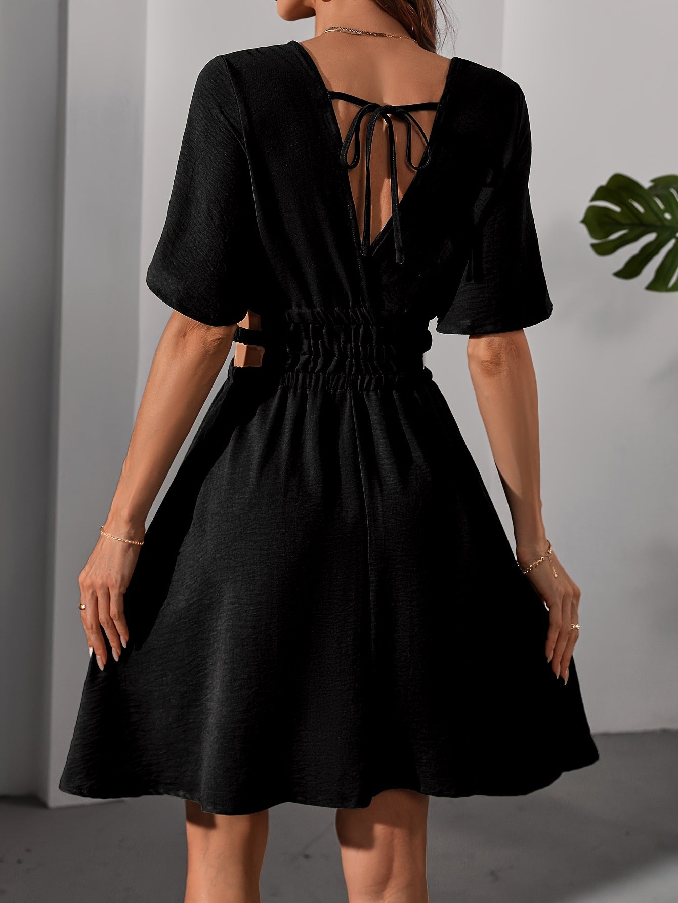 Elegant High-Waisted Pleated A-Line Summer Dress Image secondaire du produit